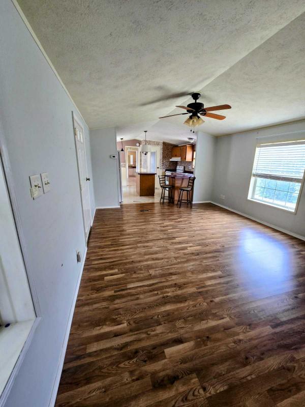 2003 Colony Manufactured Home