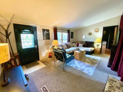 Photo 3 of 31 of home located at 335 Jefferson St #C1 Saratoga Springs, NY 12866