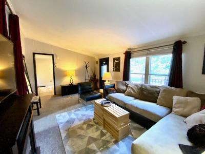 Photo 4 of 31 of home located at 335 Jefferson St #C1 Saratoga Springs, NY 12866