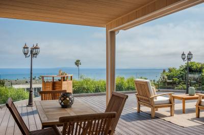 Photo 2 of 80 of home located at 2275 W 25th Street San Pedro, CA 90732