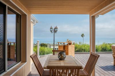 Photo 3 of 80 of home located at 2275 W 25th Street San Pedro, CA 90732