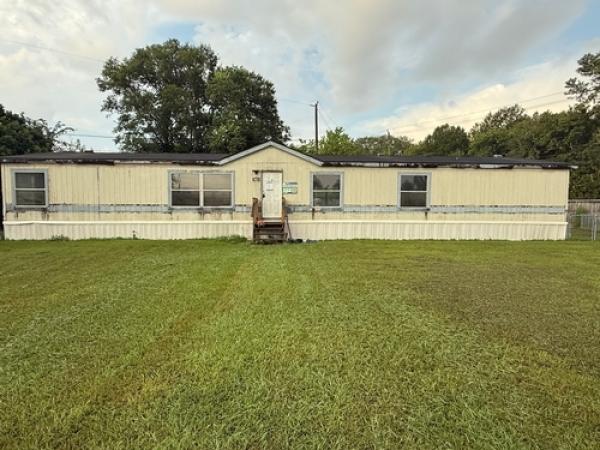 1999 WYNDHAM Mobile Home For Sale