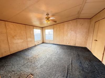 Photo 4 of 12 of home located at 9403 Grand Isle Ct Houston, TX 77044