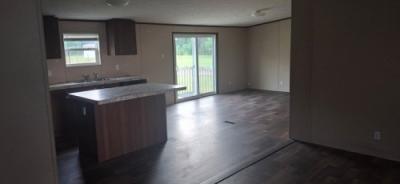 Photo 4 of 5 of home located at 127 Ed Bert Pl Loris, SC 29569