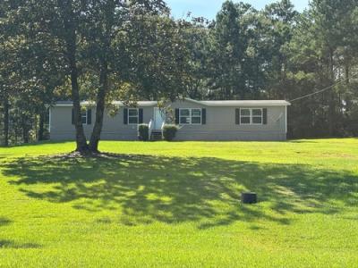 Photo 2 of 22 of home located at 1518 Co Rd 35 Union Springs, AL 36089