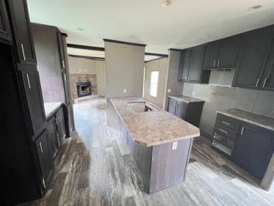 Photo 5 of 11 of home located at 36 Hicks Dr Cordova, AL 35550