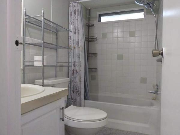 1989 NEWMO Manufactured Home