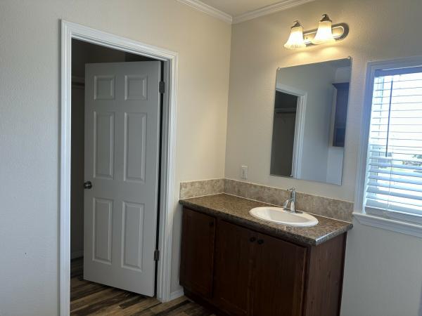 2015 Skyline 6724 Mobile Home