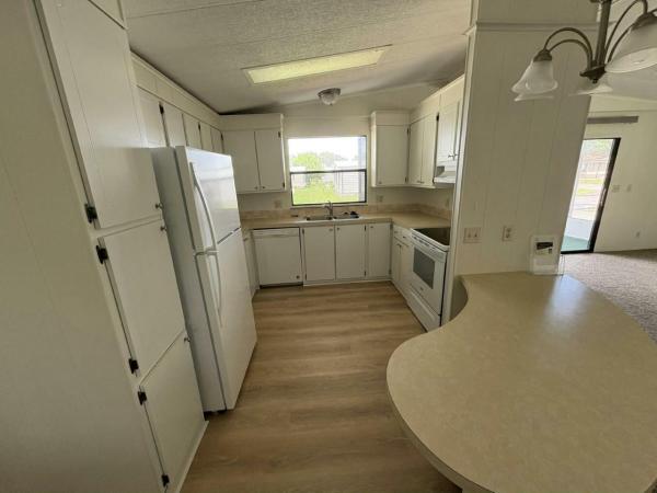 1984 HS BARR Manufactured Home