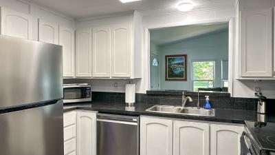 Photo 4 of 18 of home located at 696 Cedar Ln Lady Lake, FL 32159