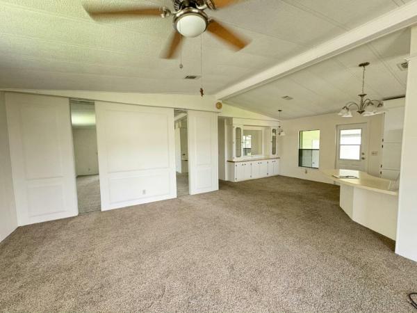 1984 HS BARR Manufactured Home