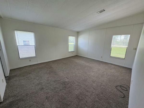 1984 HS BARR Manufactured Home