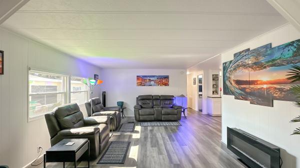 1984 Palm Harbor Mobile Home