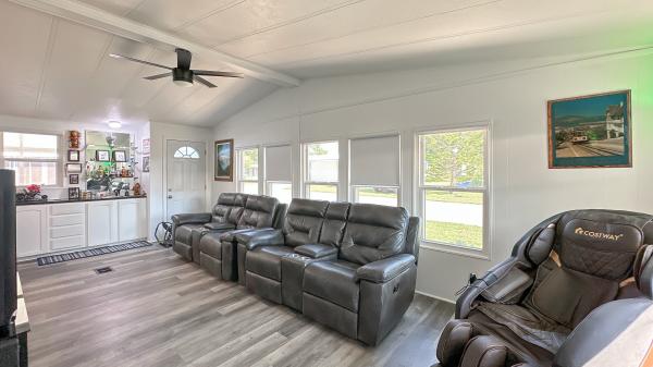 1984 Palm Harbor Mobile Home