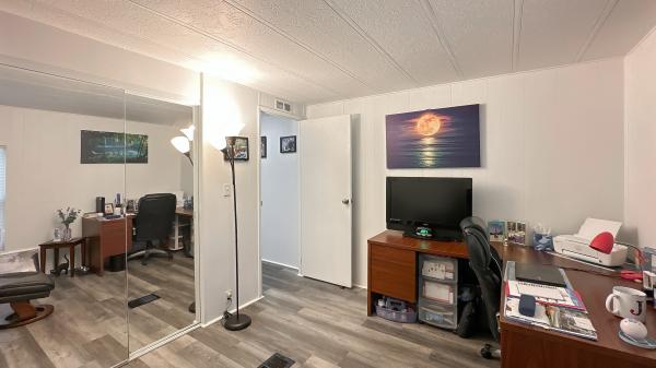 1984 Palm Harbor Mobile Home