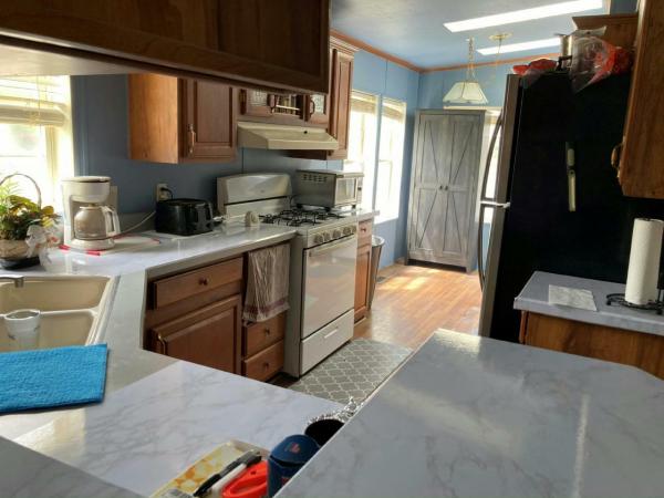 1992 Skyline Glen Haven Manufactured Home