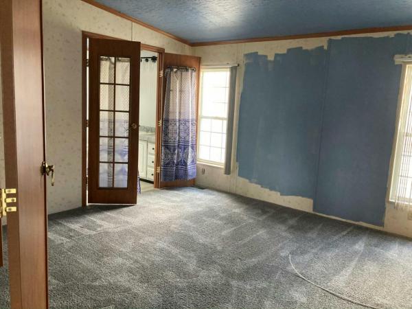 1992 Skyline Glen Haven Manufactured Home