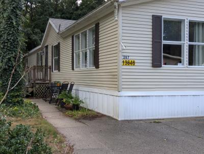 Photo 3 of 4 of home located at 13646 Oaktree Court Grand Haven, MI 49417