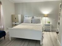 1990 FLEE Manufactured Home
