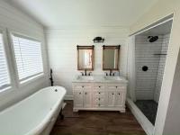 1986 Barrington Manufactured Home