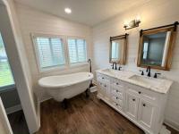 1986 Barrington Manufactured Home