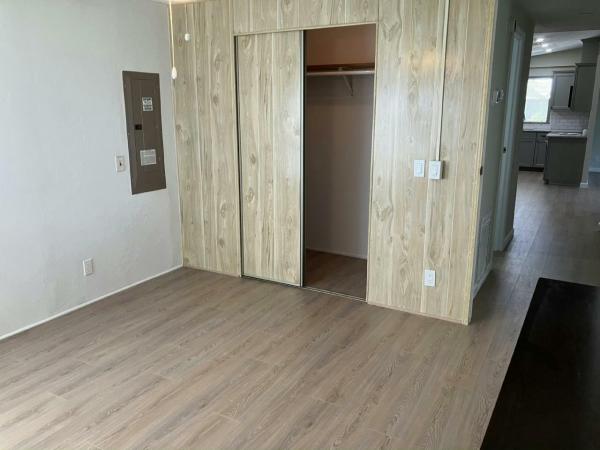 1984 Barrington HS Manufactured Home