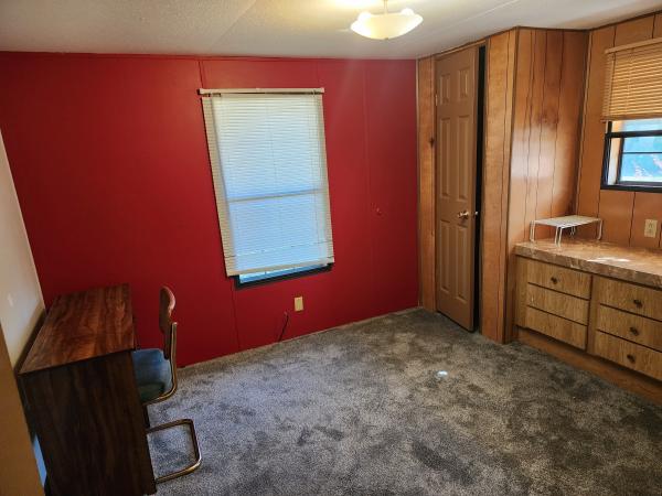 1986 Redman 112M1602 Mobile Home