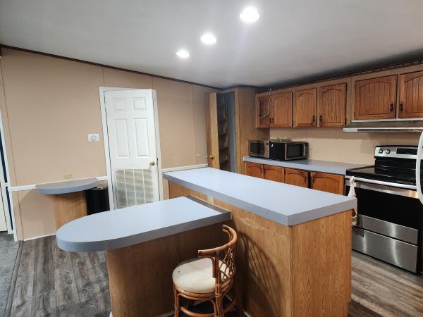 1986 Redman 112M1602 Mobile Home