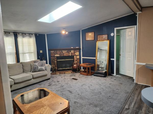 1986 Redman 112M1602 Mobile Home