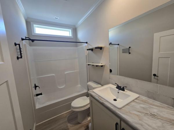 2023 Palm Harbor Homes 340LS28522J Mobile Home