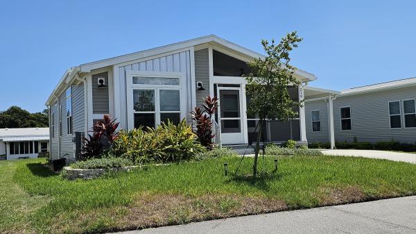 2023 Palm Harbor Homes 340LS28522J Mobile Home