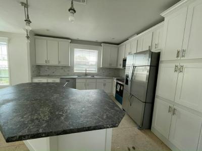 Photo 4 of 9 of home located at 2914 Stallion Court Orlando, FL 32822