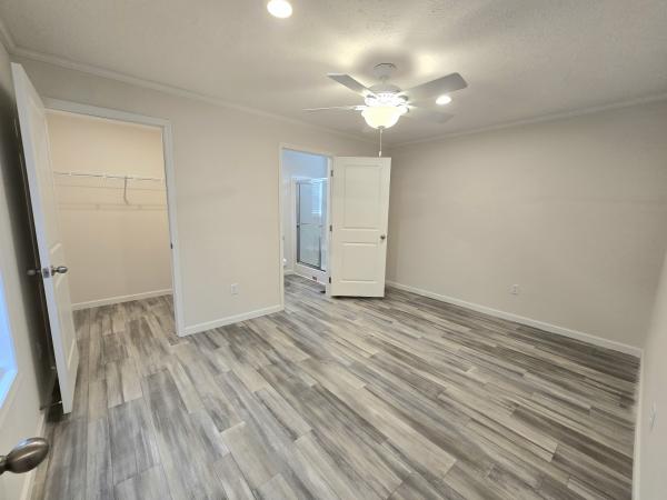 2025 Clayton 56GEM16522A Mobile Home
