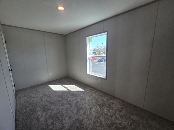 2025 Clayton 56GEM16703AH25 Mobile Home