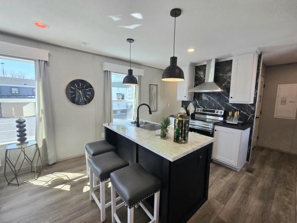 2025 Clayton 56GEM16703AH25 Mobile Home