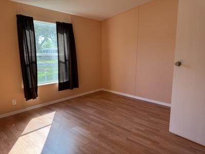 Photo 5 of 19 of home located at 212 Skipper Drive Port Orange, FL 32129