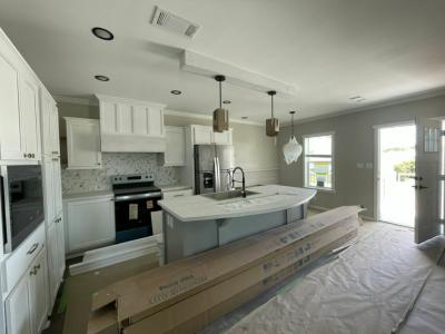 Photo 3 of 10 of home located at 971 Desirade Avenue Venice, FL 34285