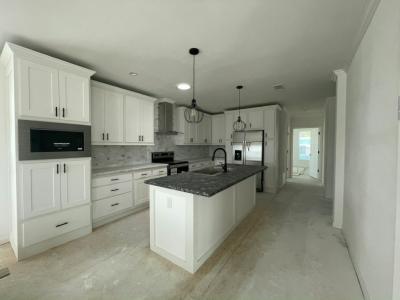 Photo 2 of 12 of home located at 409 Bimini Avenue Venice, FL 34285