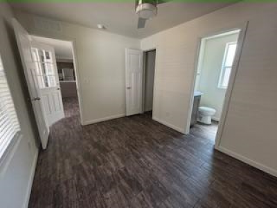 Photo 4 of 7 of home located at 10960 N 67th Avenue #74 Glendale, AZ 85304