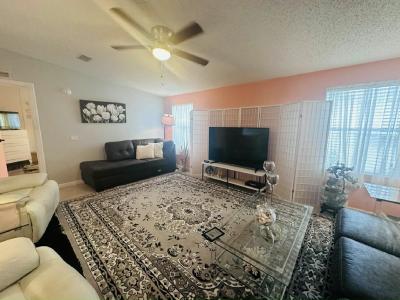 Photo 3 of 20 of home located at 3003 N.w. 65th Ave Margate, FL 33063