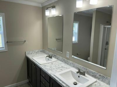 Photo 5 of 8 of home located at 10201 W Beaver St #154 Jacksonville, FL 32220