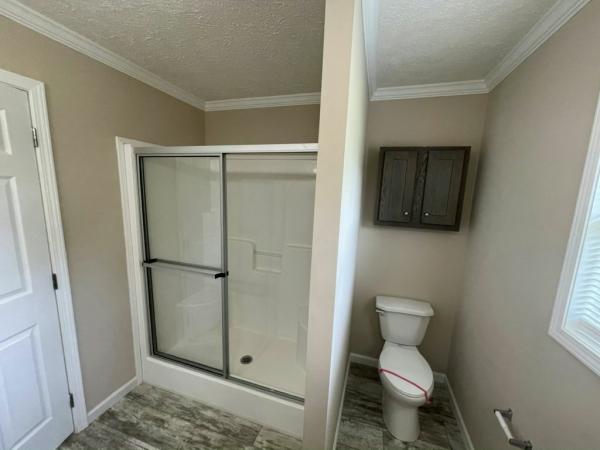 2022 Clayton Community Line 101 The Jessamine 7616 Manufactured Home