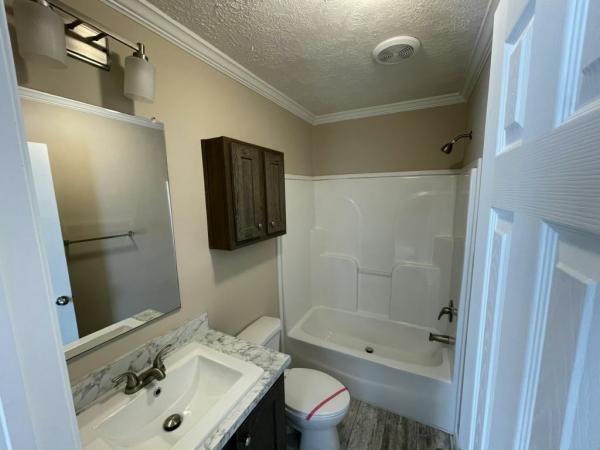 2022 Clayton Community Line 101 The Jessamine 7616 Manufactured Home