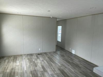 Photo 2 of 8 of home located at 10201 W Beaver St #341 Jacksonville, FL 32220