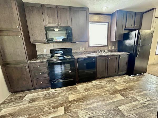 2019 Clayton Homes Inc Pulse Mobile Home