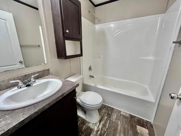 2019 Clayton Homes Inc Pulse Mobile Home