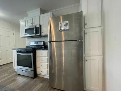 Photo 2 of 25 of home located at 38171 Ducharme #639 Clinton Township, MI 48038