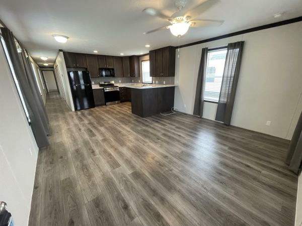 2022 Clayton 161 96PLH16763VH22S  Home