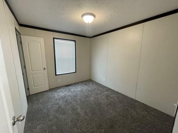 2022 Clayton 161 96PLH16763VH22S  Home