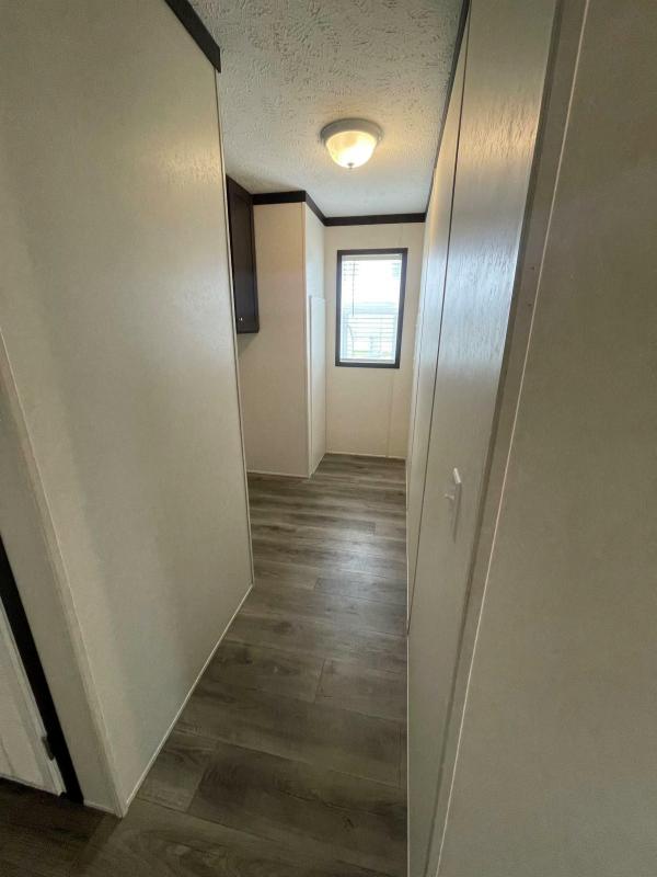 2022 Clayton 161 96PLH16763VH22S  Home